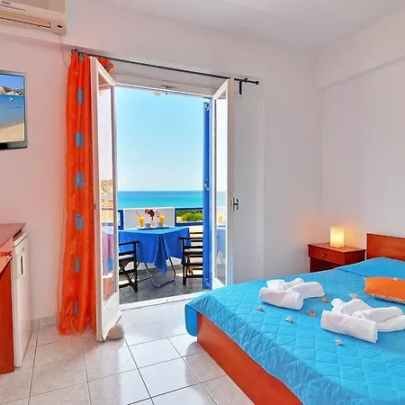 Nine Muses Πανσιόν *