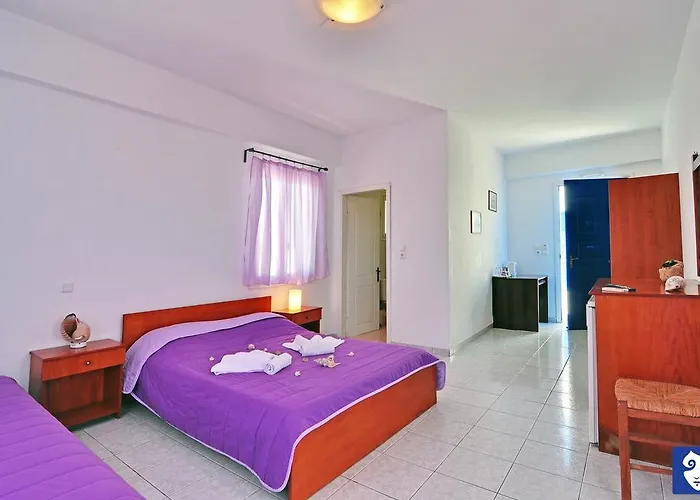 Nine Muses Ψαθάδικα