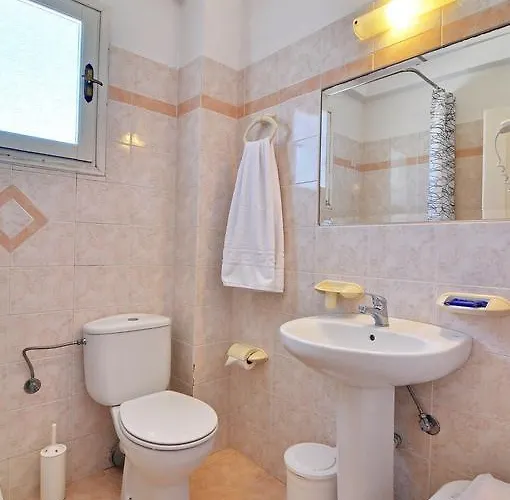 Nine Muses * Ψαθάδικα